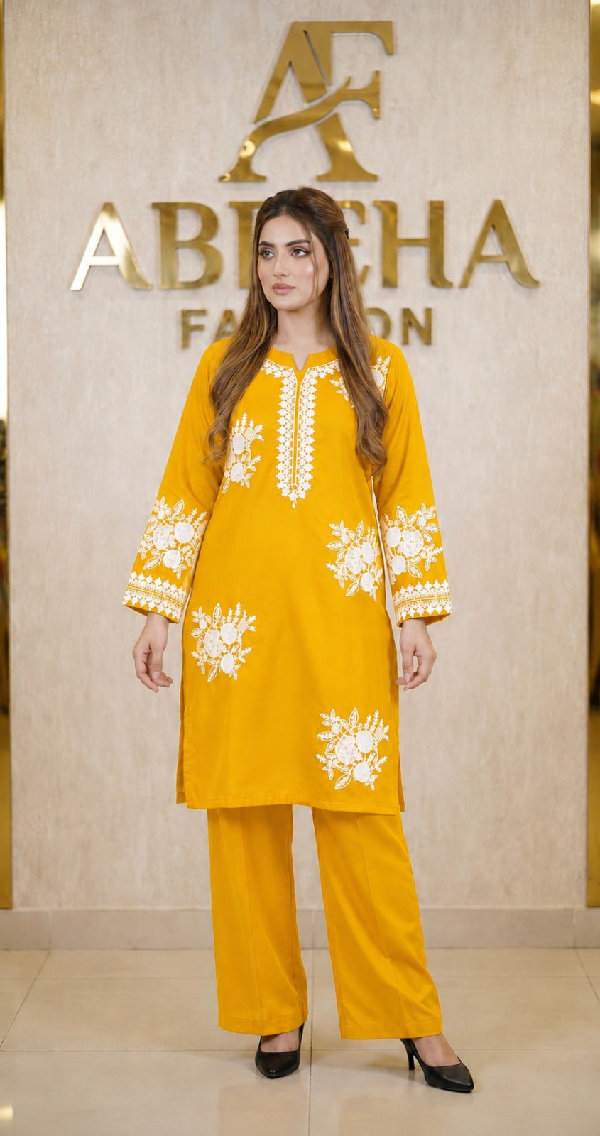 2 piece embroidered Stitched  doria lawn/cotton